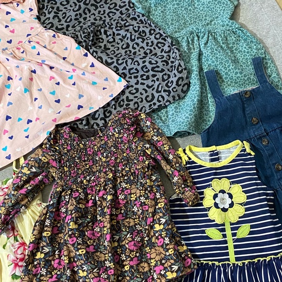 Girls 16 Piece Clothing Bundle Lot Wholesale - Picture 12 of 12
